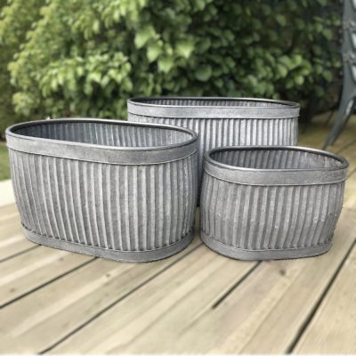 Fey Hortus Oval Ribbed Dolly Planters